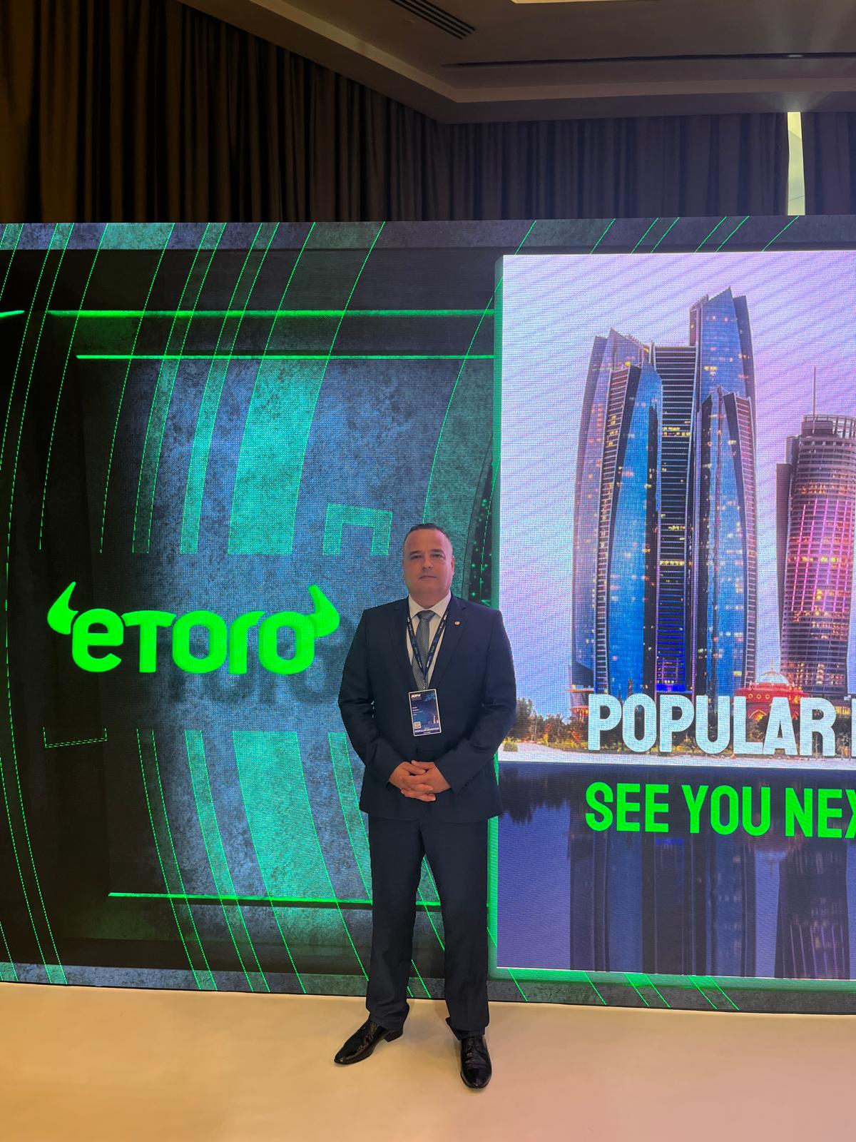 Daniel Rochlitz at an eToro Pro Investor event